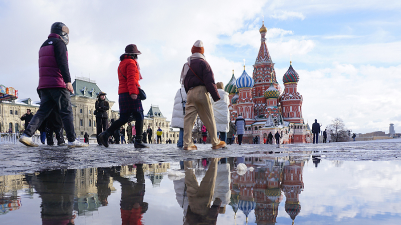 Первая группа иранских туристов прибыла в Москву по групповому безвизу