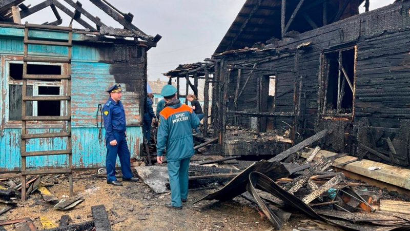 В результате пожара в Приморье погибли две женщины и пострадала девочка