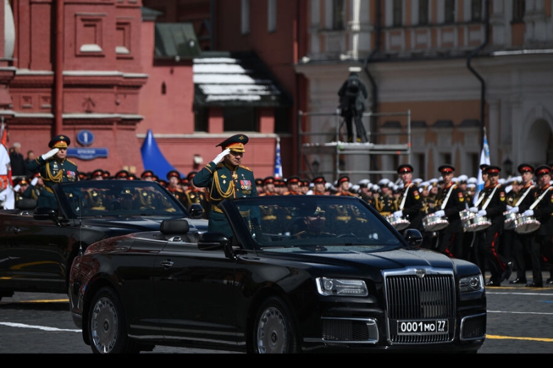 Онлайн-трансляции парада Победы, проходящего на Красной площади 