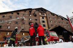 В Турции возросло число арестованных по делу о пожаре на горнолыжном курорте