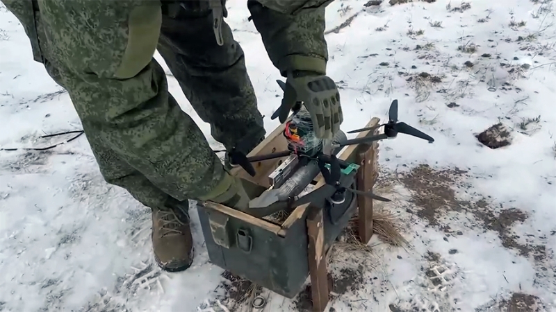 Расчеты FPV-дронов группировки войск «Север» уничтожили бронетехнику ВСУ