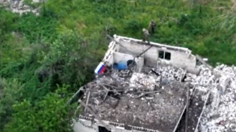 Российские военнослужащие рассказали подробности освобождения села Зеленое Поле