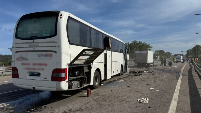 Четырнадцать человек пострадали в ДТП в Воронежской области
