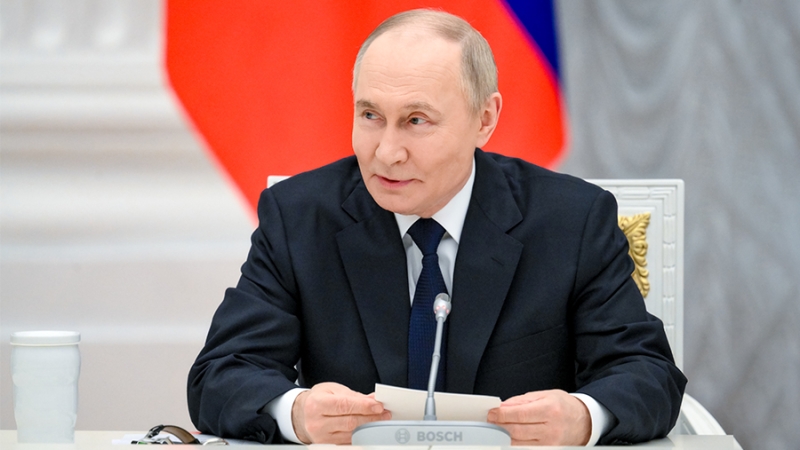 Путин заявил о планах увеличить использование отечественного ПО во всех секторах