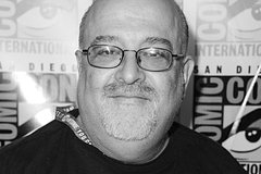 Умер легендарный автор комиксов Marvel и DC