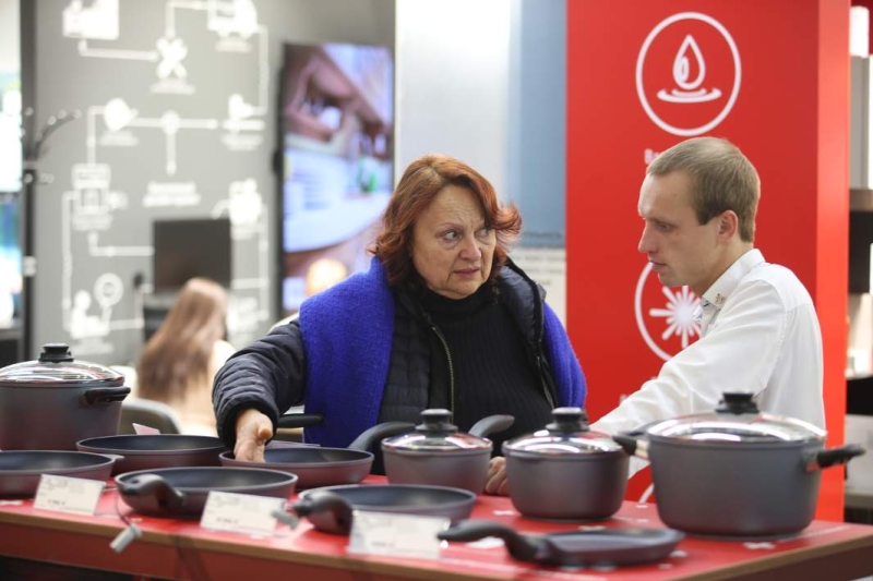Контроль над покупкой: лимит на оплату частями предлагают поднять до 100 тыс.