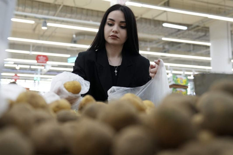 Процентные отношения: доходность коротких вкладов опустилась ниже 19%