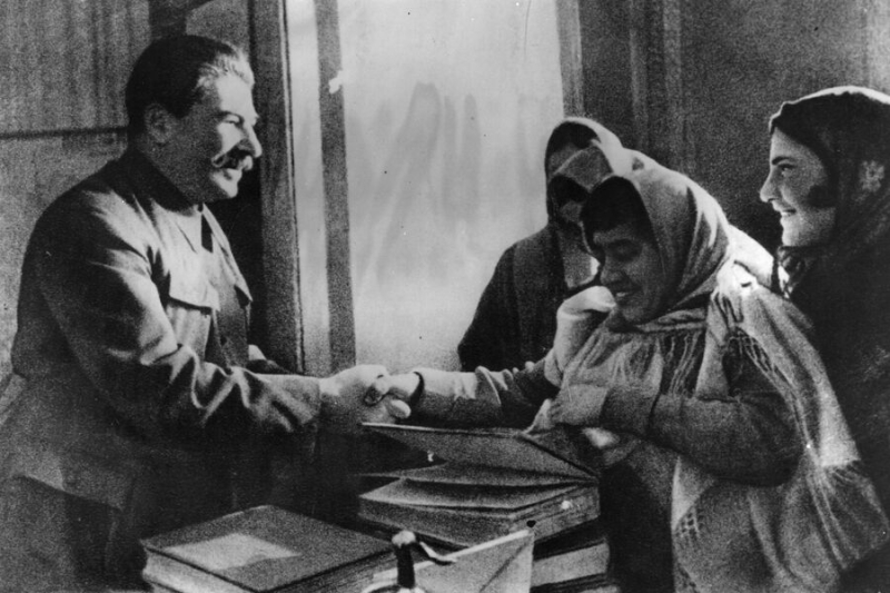 «Товарищ Сталин, вы большой ученый»: как вождь спас советское языкознание от марксистов 