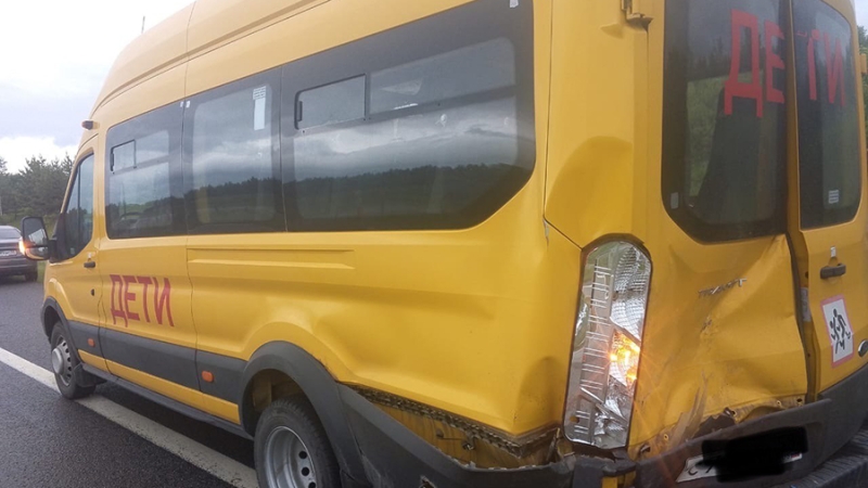 Трое детей пострадали в ДТП со школьным микроавтобусом под Пензой