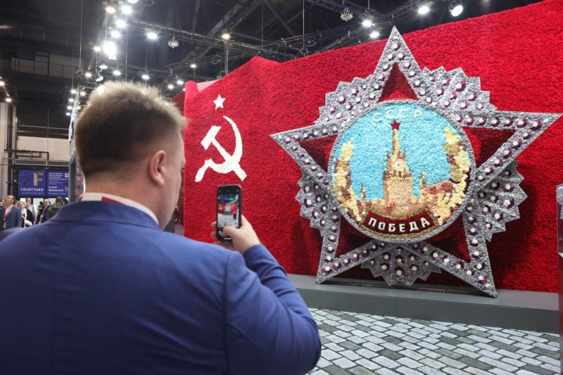 Всё в делах: онлайн-платформы и энергию ветра обсудили на старте ПМЭФ