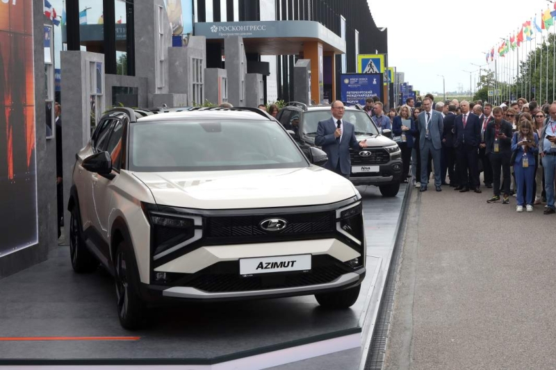 Магнитный «Азимут»: Lada показала на ПМЭФ совершенно новую модель