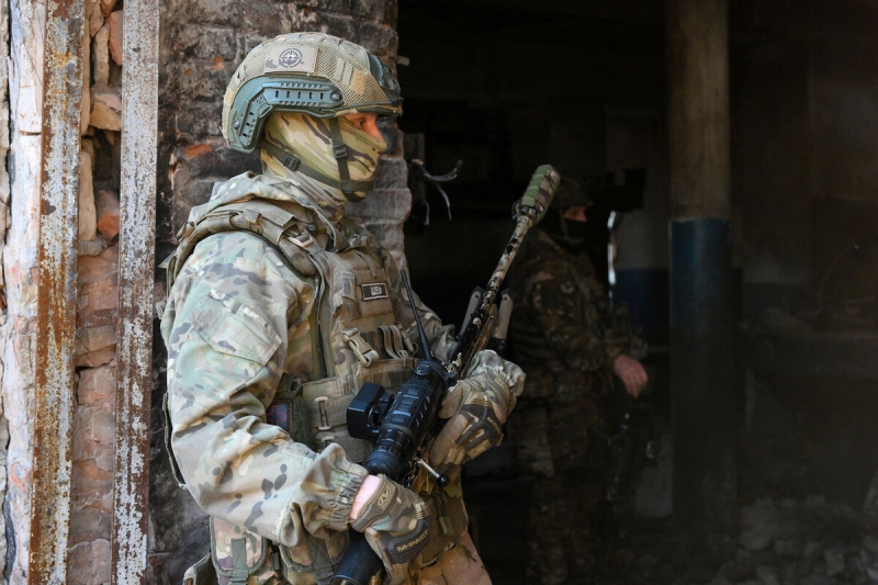 «С огромной силой поражают технику». Российские военные применили против ВСУ «стрелы смерти» 