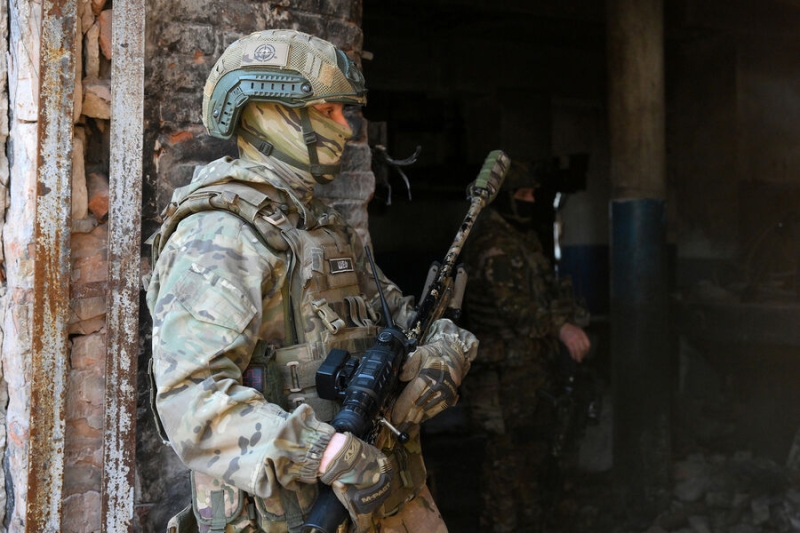 «С огромной силой поражают технику». Российские военные применили против ВСУ «стрелы смерти» 