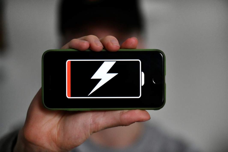 Остаточный телефон: лондонский «убийца iPhone» появится в продаже в РФ вместе со всем миром