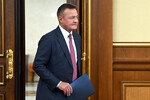 «Грозило до 20 лет колонии»: экс-глава Минтранса Старовойт покончил с собой в день увольнения 