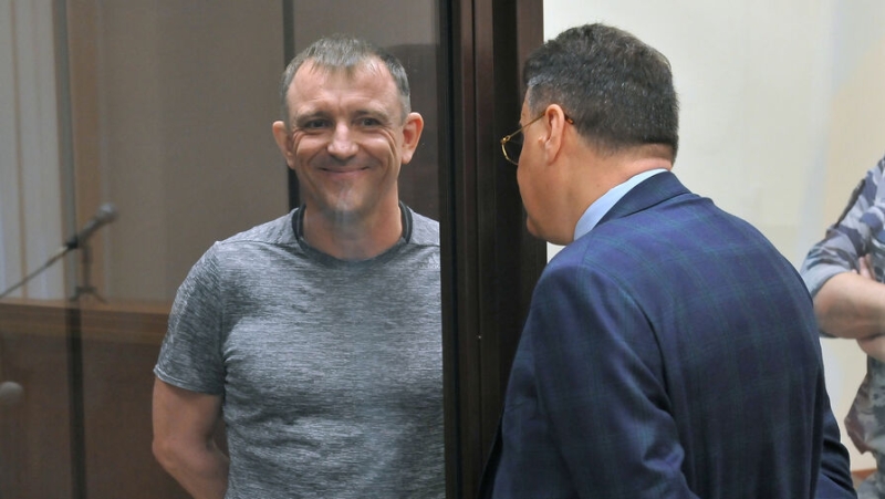«За проявленное мужество»: осужденный экс-генерал Попов представлен к награде 