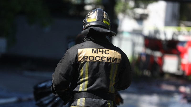 В Бердянске осколки сбитого беспилотника ВСУ упали на детский сад и часть МЧС