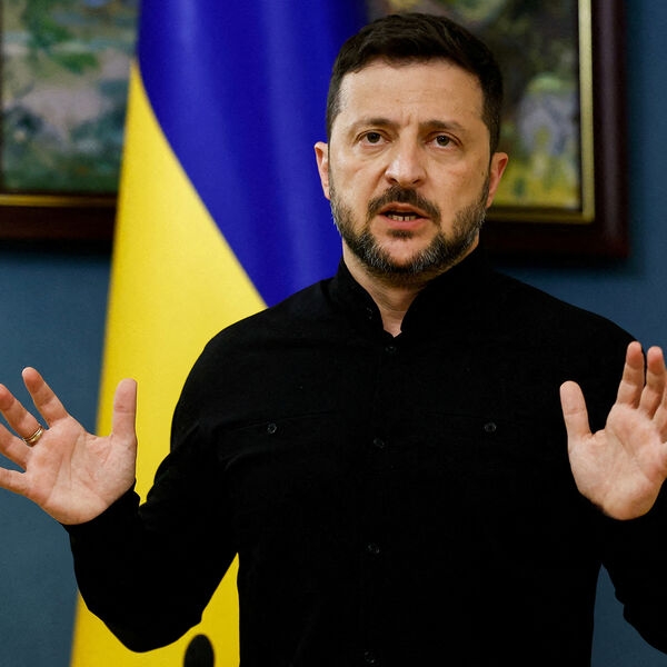 «Паническая мера»: Зеленский ограничил полномочия борцов с коррупцией. В Киеве вспыхнули протесты 
