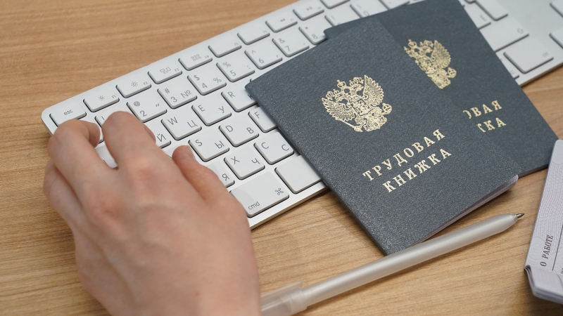 Как на праздник: девушку уволили за долгие сборы на работу