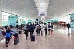 Туристы бросили своего десятилетнего сына в аэропорту Европы и поехали отдыхать